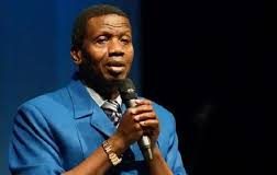 “Those of You Wearing Make-up Doubt God’s Perfect Creation” -Pastor Adeboye Tells Women