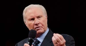 Evangelist Jimmy Swaggart Passes On at 90